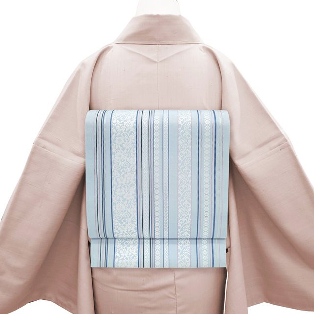 名古屋帯 本場筑前博多織 井上絹織 正絹 八寸 博多織 博多帯 全通 ベイビーブルー 水色 白 青 ピンク 花唐草 草花 献上縞 カジュアル おしゃれ 春 秋 冬 なごや帯 松葉仕立て 仕立て上がり みやがわ sb 54848