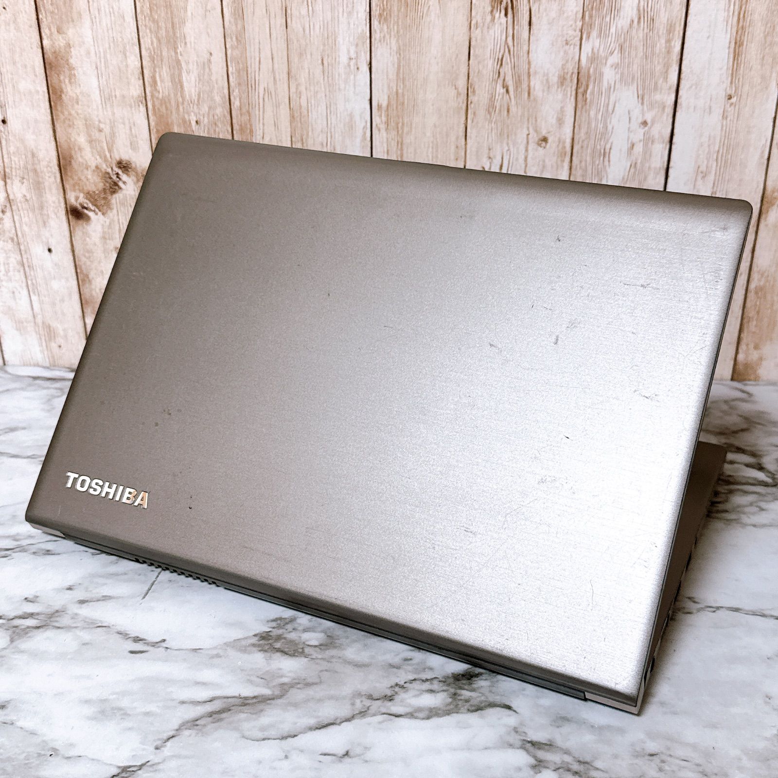 1台限定✨高性能i7＆爆速SSD/メモリ8GB✨カメラ付き 薄型パソコンPC