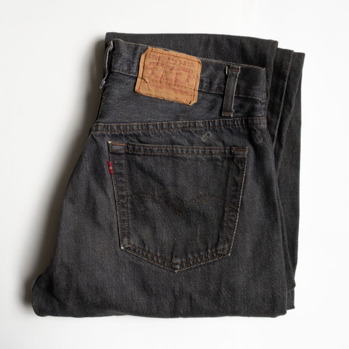 ゴールデンサイズ リーバイス 501 ブラック 先染 33×32 Levis 先染め/ゴールデンサイズ】 LEVI'S 【80s/501 ブラックデニム デニム