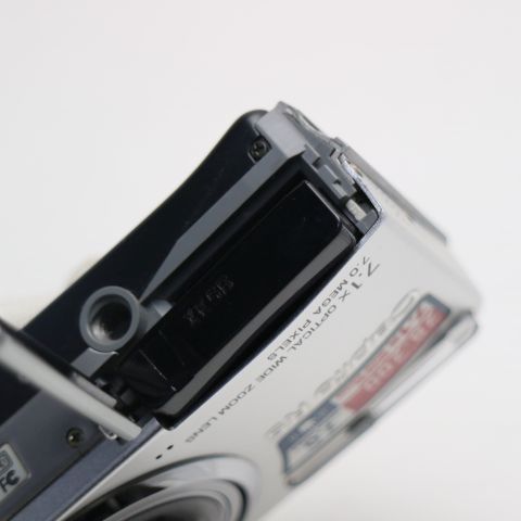 美品 Caplio R5 シルバー 即日発送 RICOH デジカメ デジタルカメラ