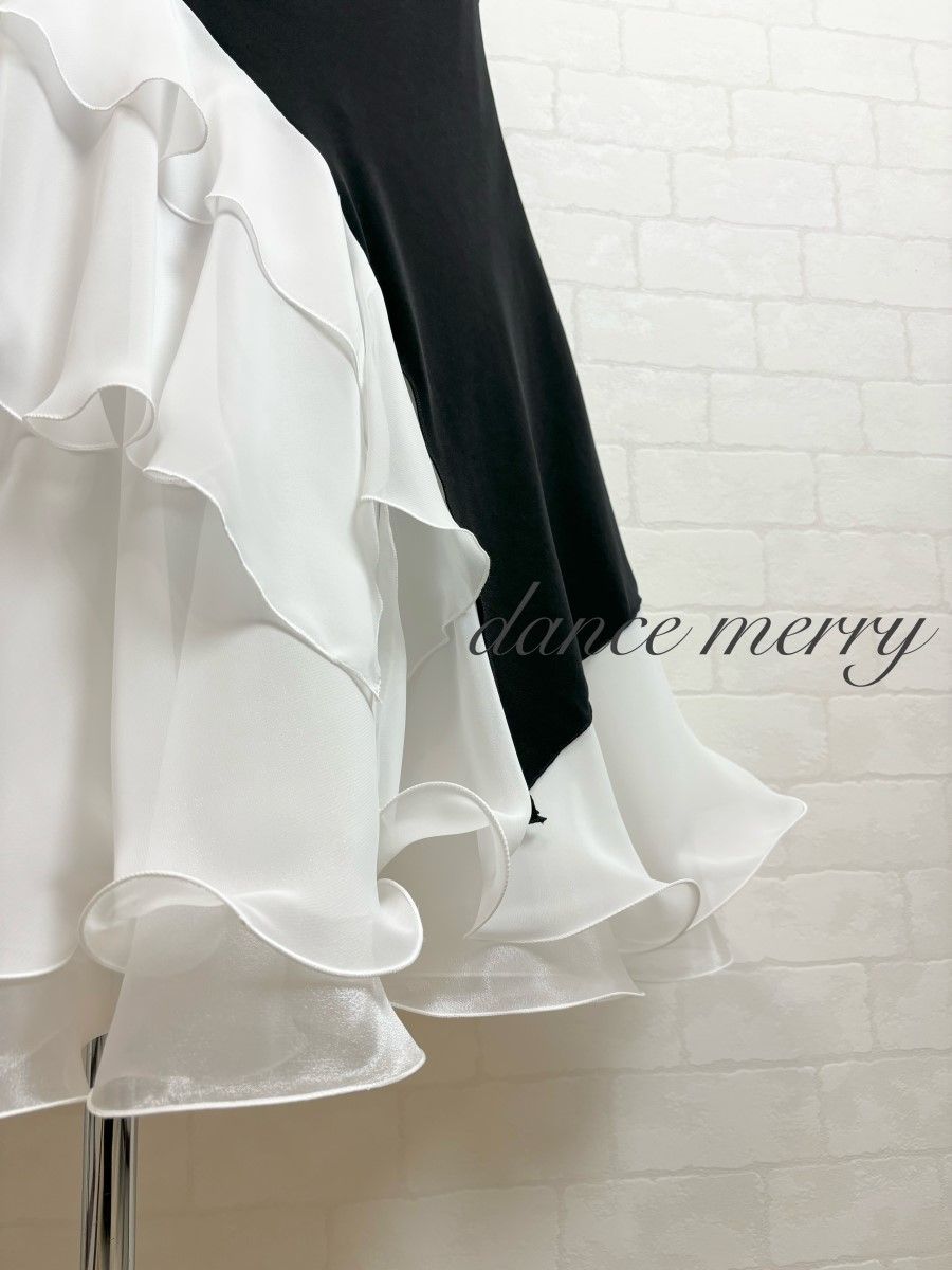 MERRY】新品 豪華 社交ダンス 白 黒 スカート パーティ タンゴ ワルツ