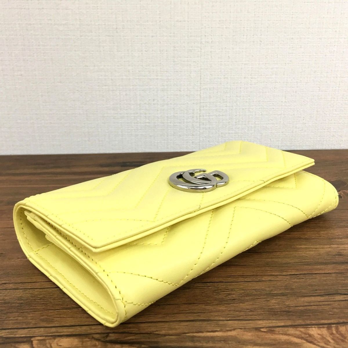 1639 GUCCI グッチ 長財布 マーモント イエロー L字 ジップ レザー 1639 GUCCI グッチ 長財布 マーモント イエロー L字 ジップ レザー