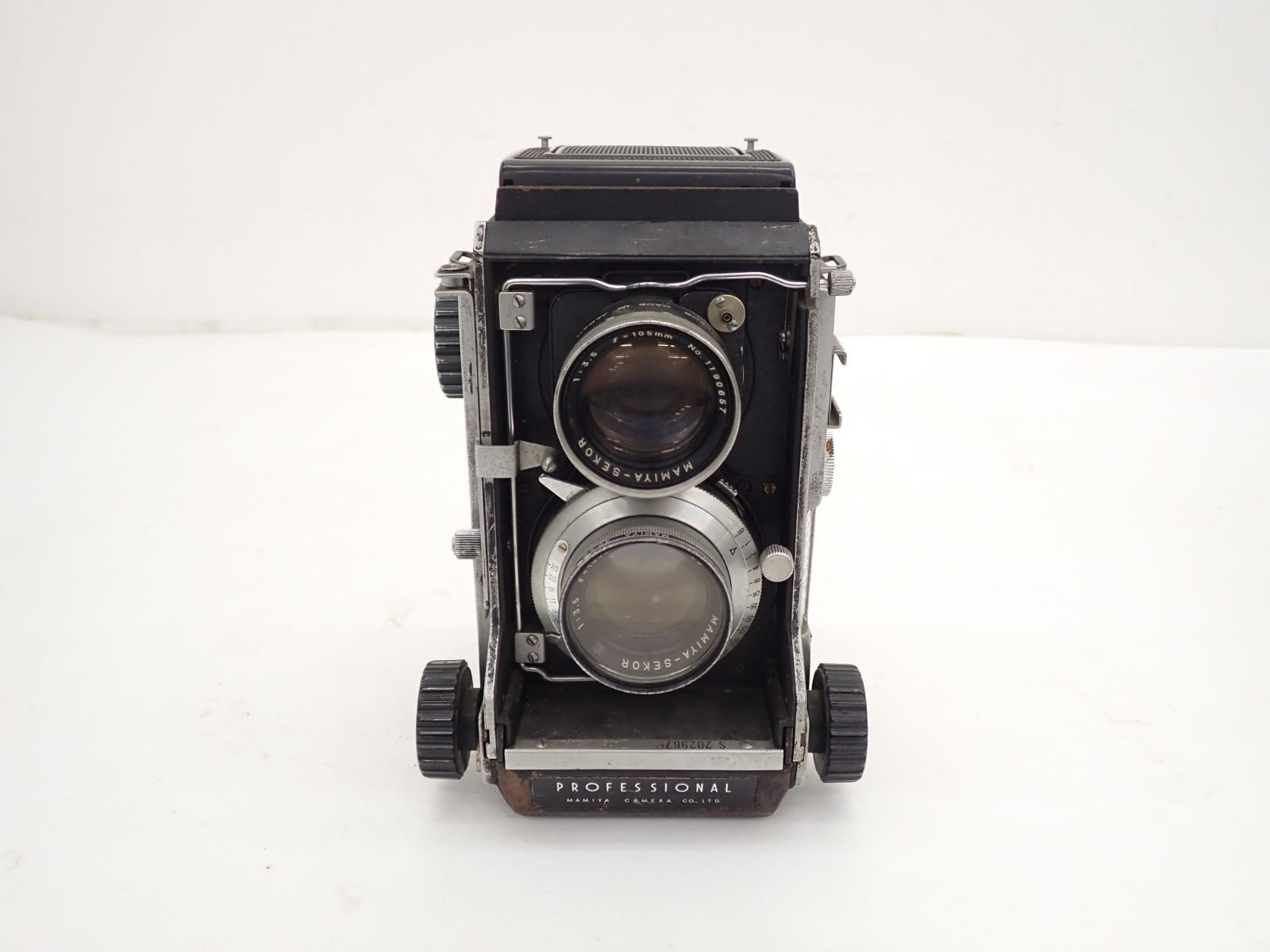 Mamiya C22 professional二眼レフカメラ　完動品 ボディのみ ∽ MAMIYA マミヤ 二眼レフカメラ C22 PROFESSIONAL MAMIYA-SEKOR