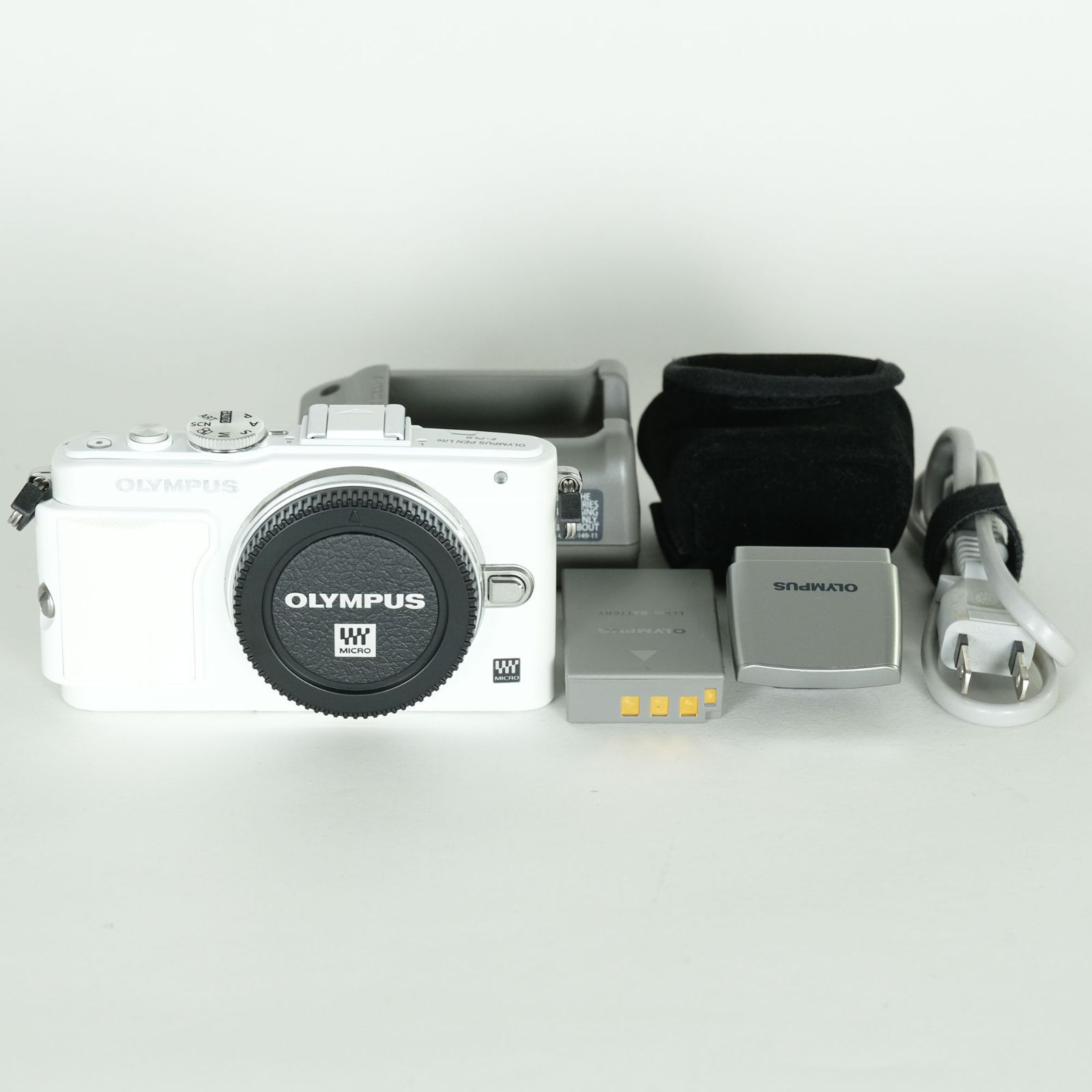 注意事項あり シャッター数260回 OLYMPUS PEN Lite E-PL 6 ボディ ホワイト マイクロフォーサーズマウント