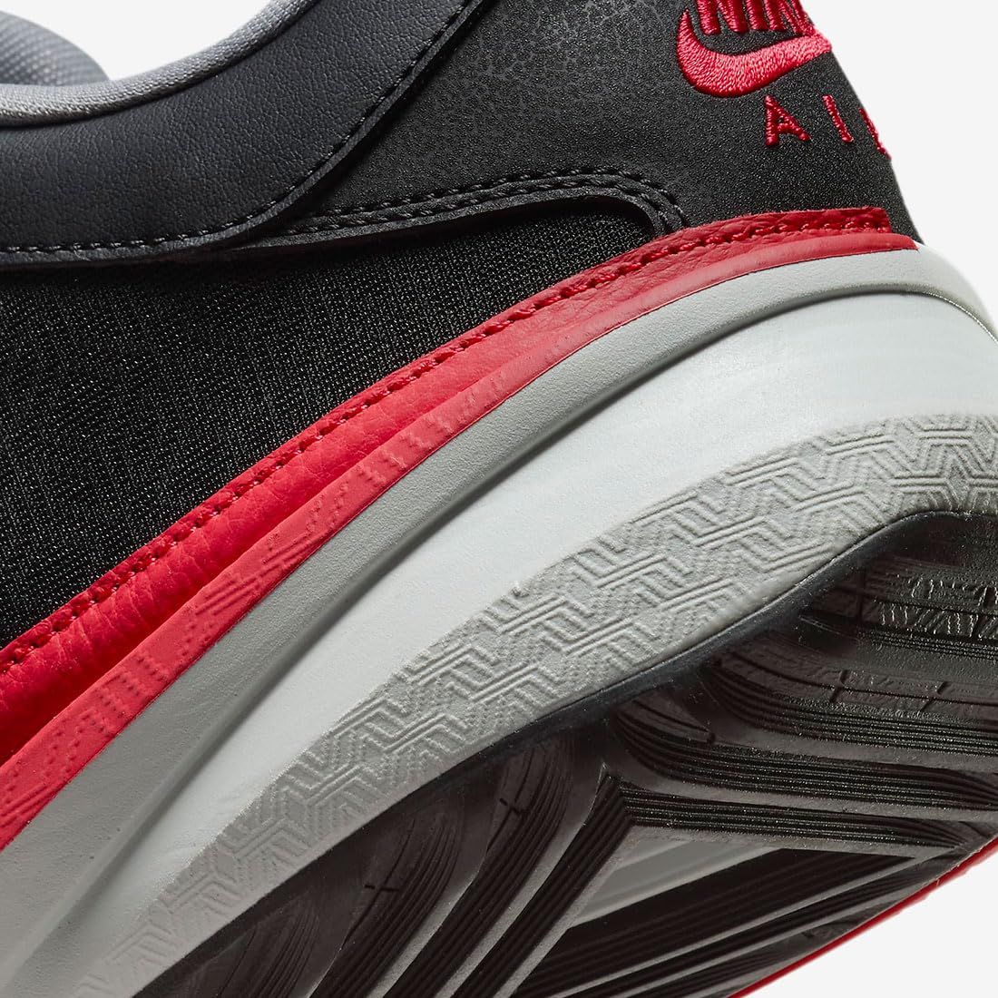  ナイキ フリーク 5 EP Freak ブラック ピュアプラチナム ウルフグレー ユニバーシティレッド DX 4996 004 日本 28 0 cm その他 靴