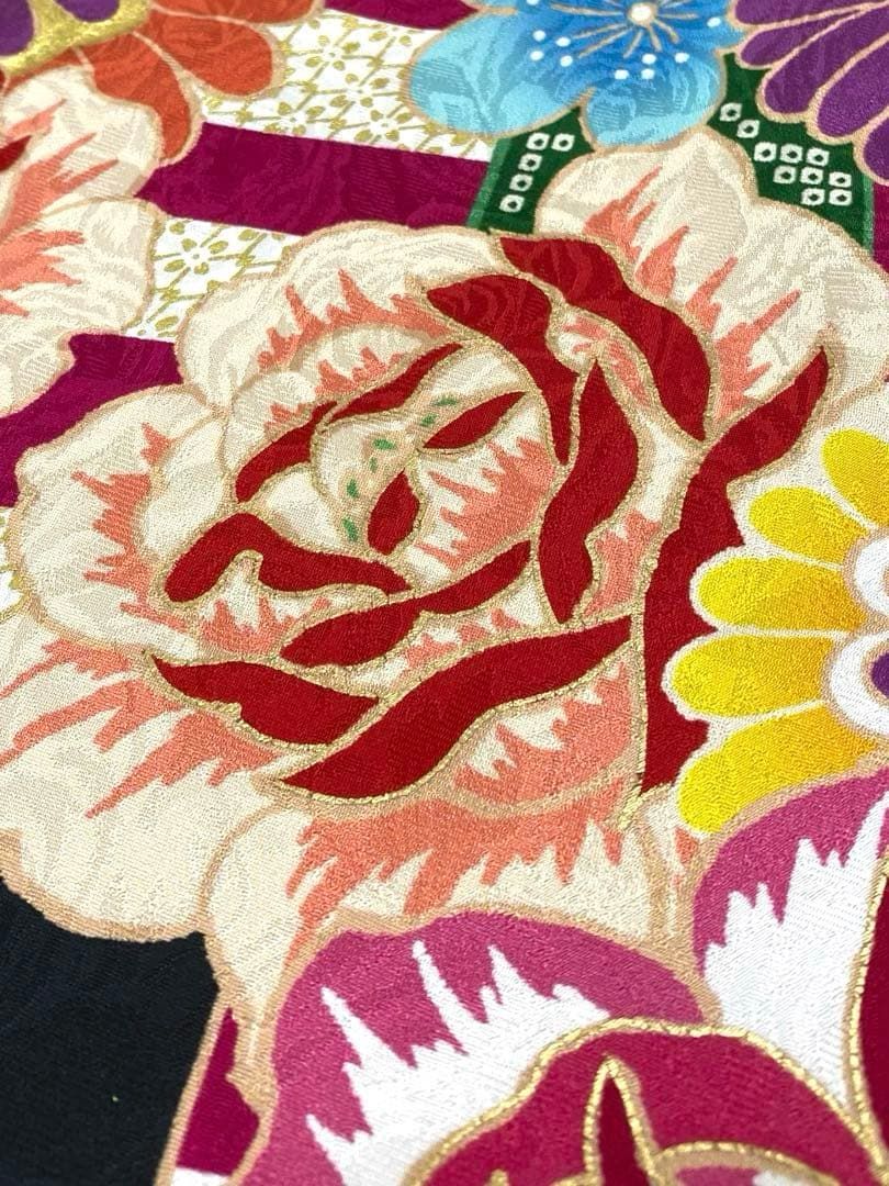 振袖 仮絵羽 舞台衣装 金駒 金彩 紋意匠 薔薇 正絹 未仕立て品 八掛