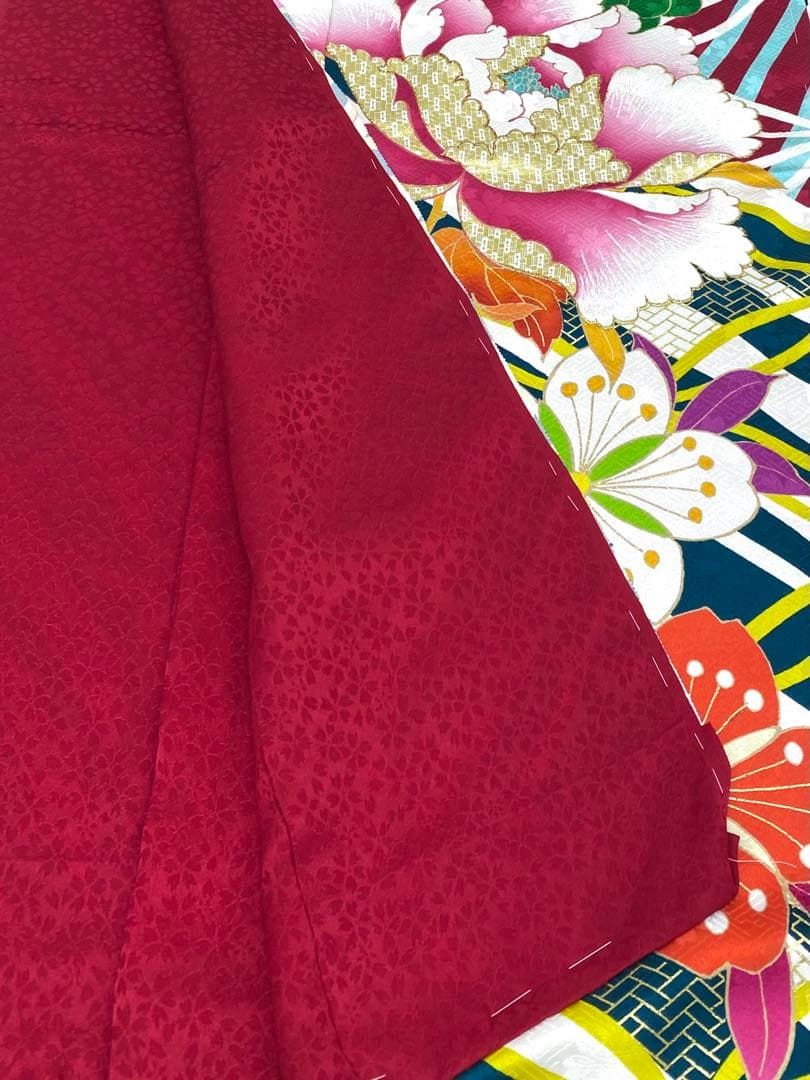 振袖 仮絵羽 舞台衣装 刺繍 金彩 紋意匠 大輪 正絹 FU085 - メルカリ