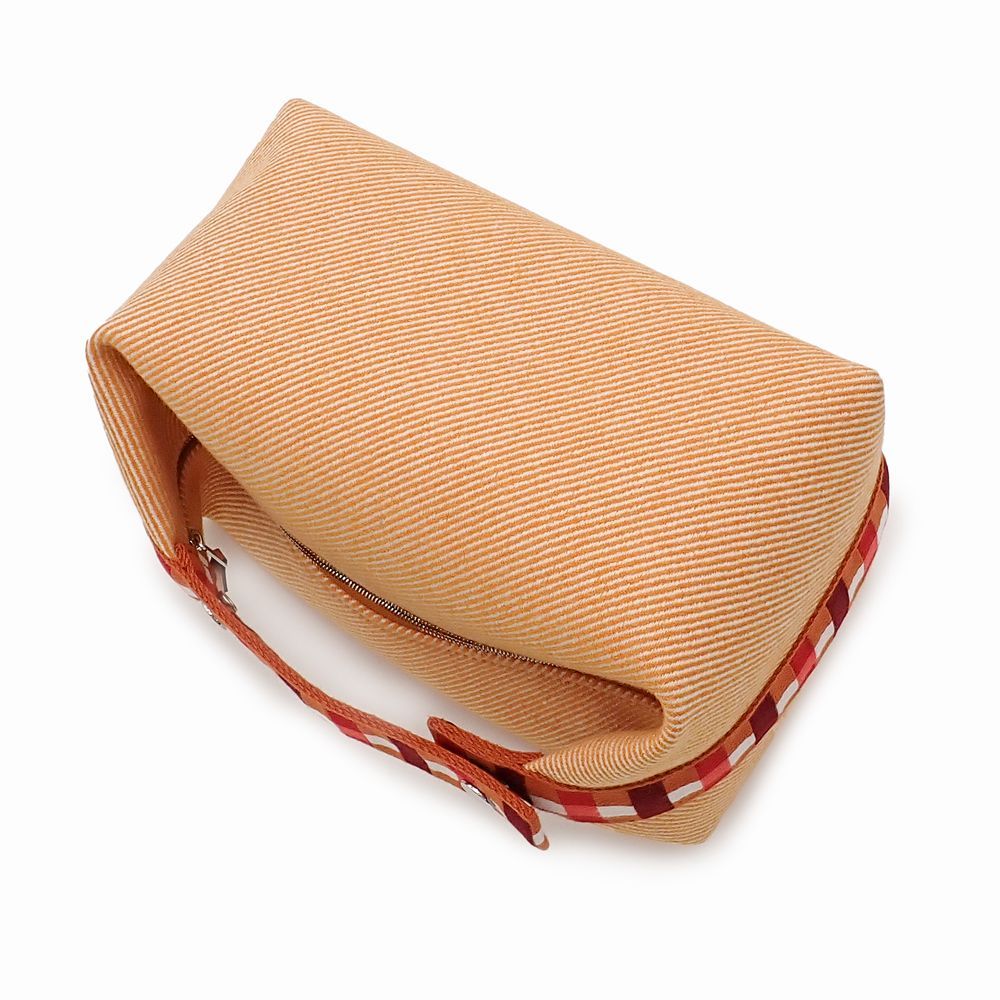 エルメス ブリッド・ア・ブラック・オ・カレ GM ポーチ ハンドバッグ