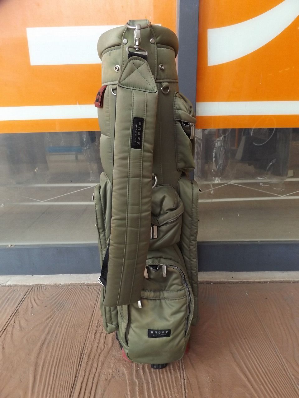 オノフ・キャディバッグ（カーキ） ONOFF キャディバッグ 軽量 9型