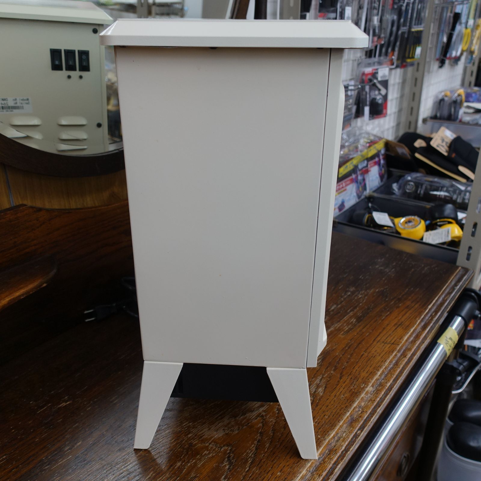 ディンプレックス 電気暖炉Dinky Stove 白 DNK12WJ エキスパート藤沢