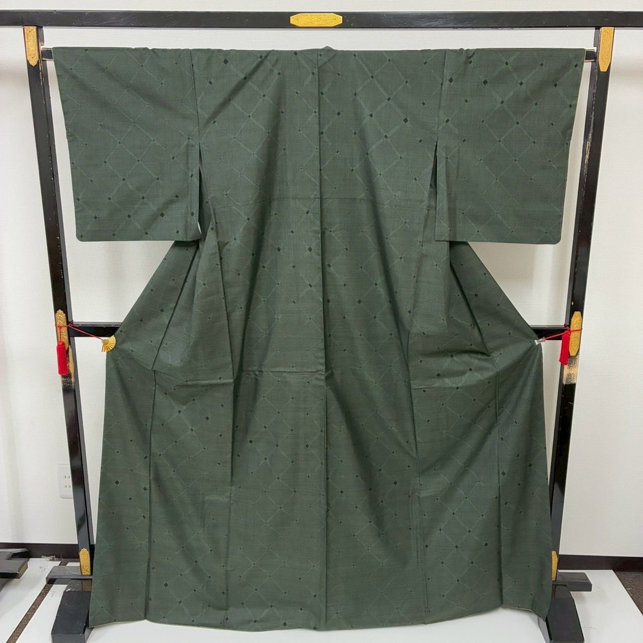 本場奄美大島紬 裄66 泥染め カタス式 菱文 袷 着物 MK-1811 - メルカリ