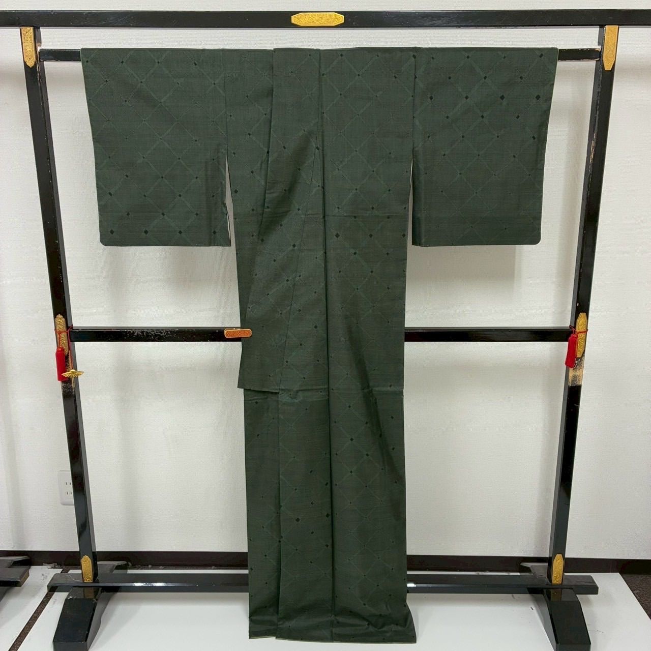 本場奄美大島紬 裄66 泥染め カタス式 菱文 袷 着物 MK-1811 - メルカリ