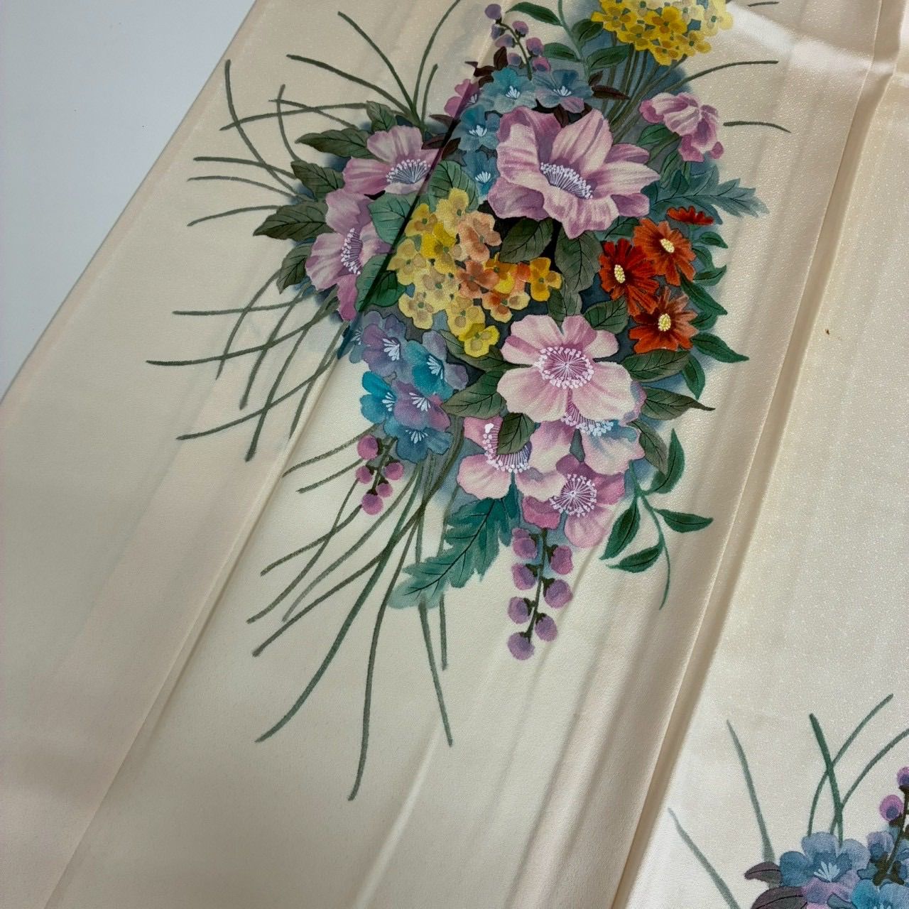 単衣 付け下げ 正絹 紋なし 美しい染め 着物 MK-1812 - メルカリ