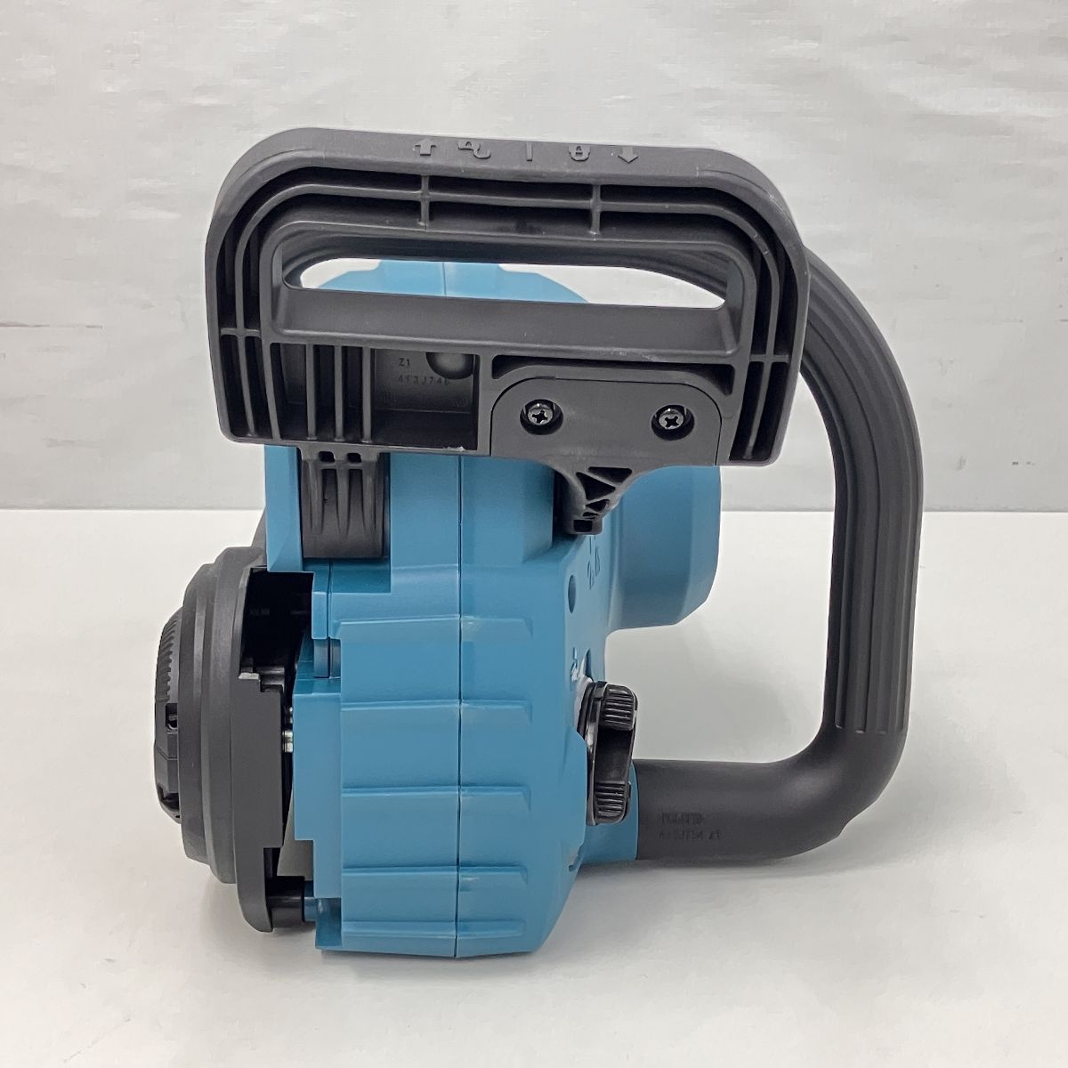 充電式チェーンソー