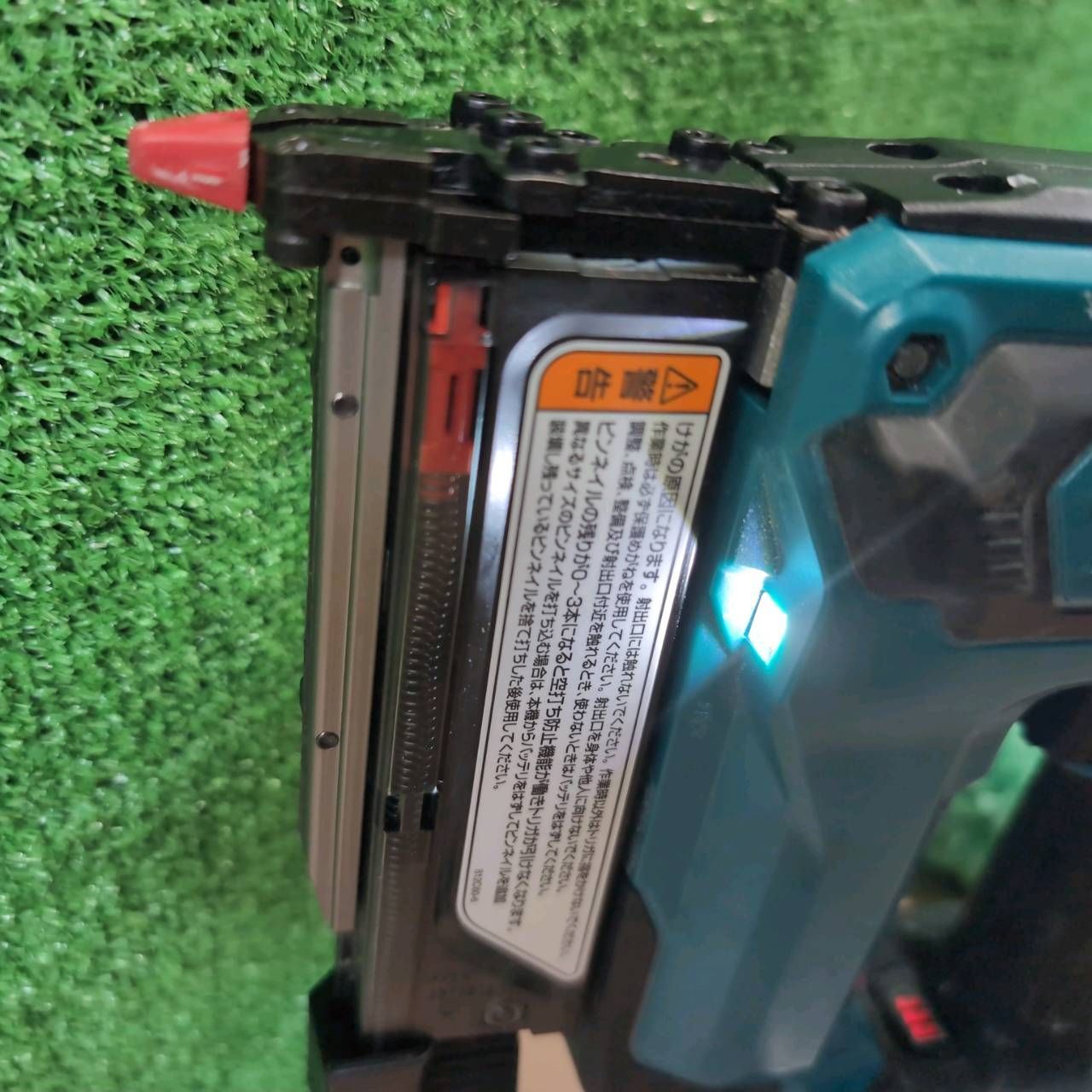 V 充電式ピンタッカ