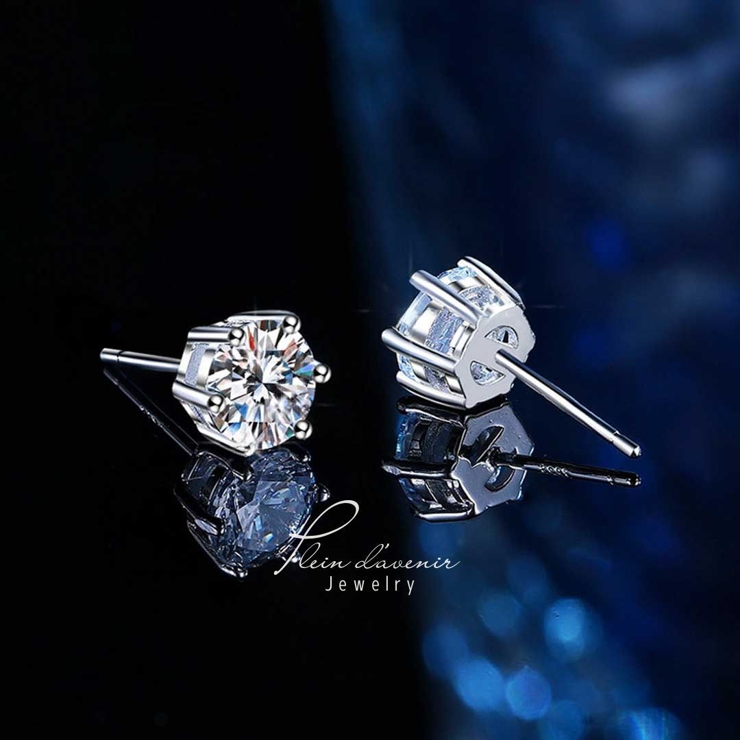 品質保証書付き 0.3ct モアサナイト 6爪 スタッドピアス ギフト