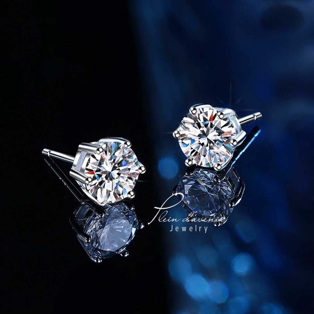 品質保証書付き 0.3ct モアサナイト 6爪 スタッドピアス ギフト