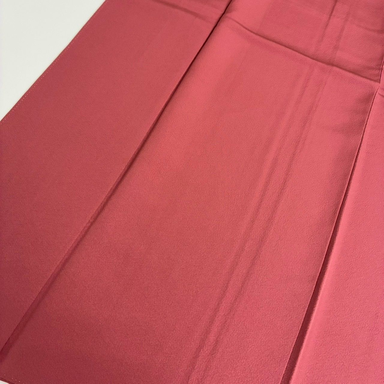 色無地 正絹 裄66 一つ紋 共八掛 上品な色味 袷 着物MK-1815 - メルカリ