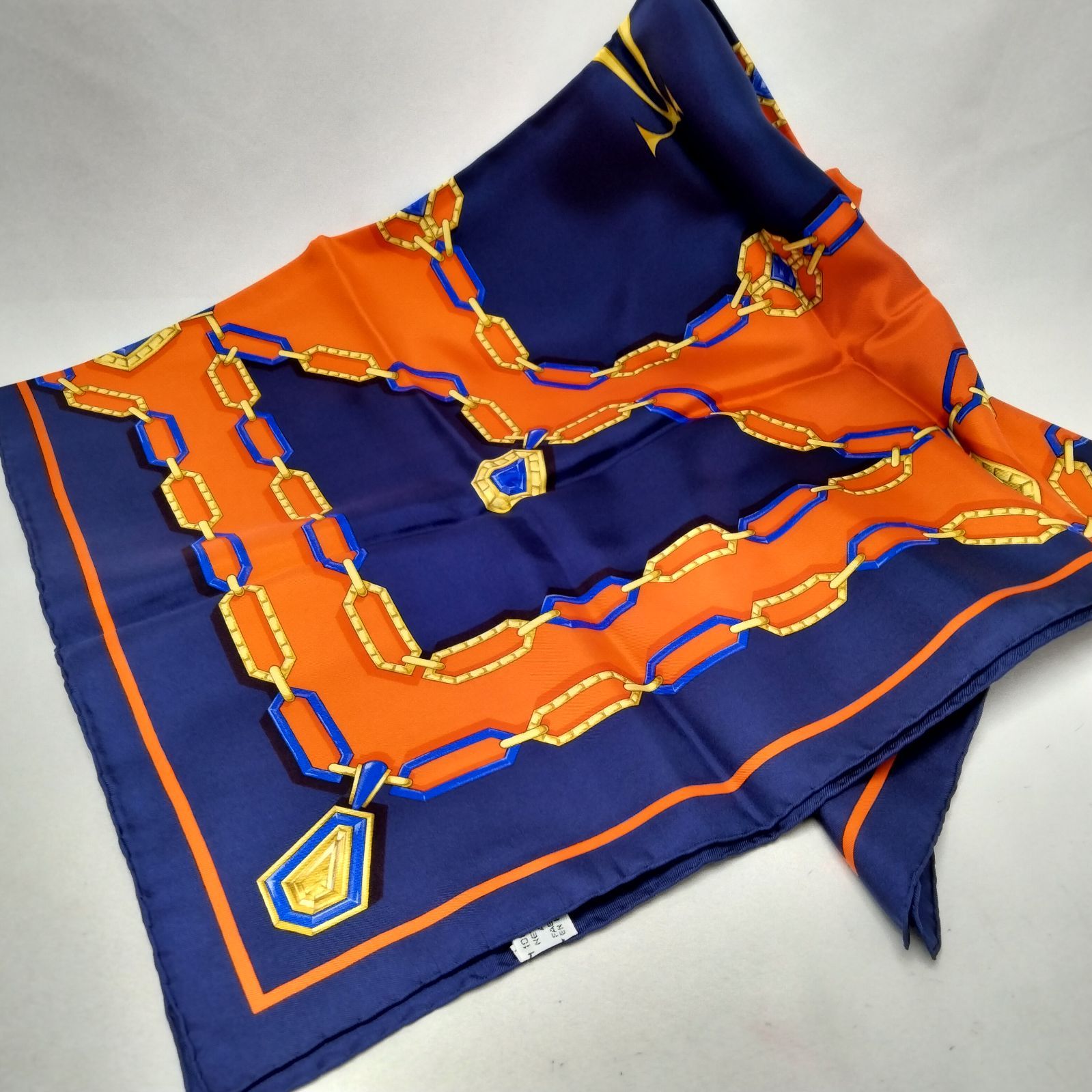 シルクスカーフ ネイビー×レッド×マルチ