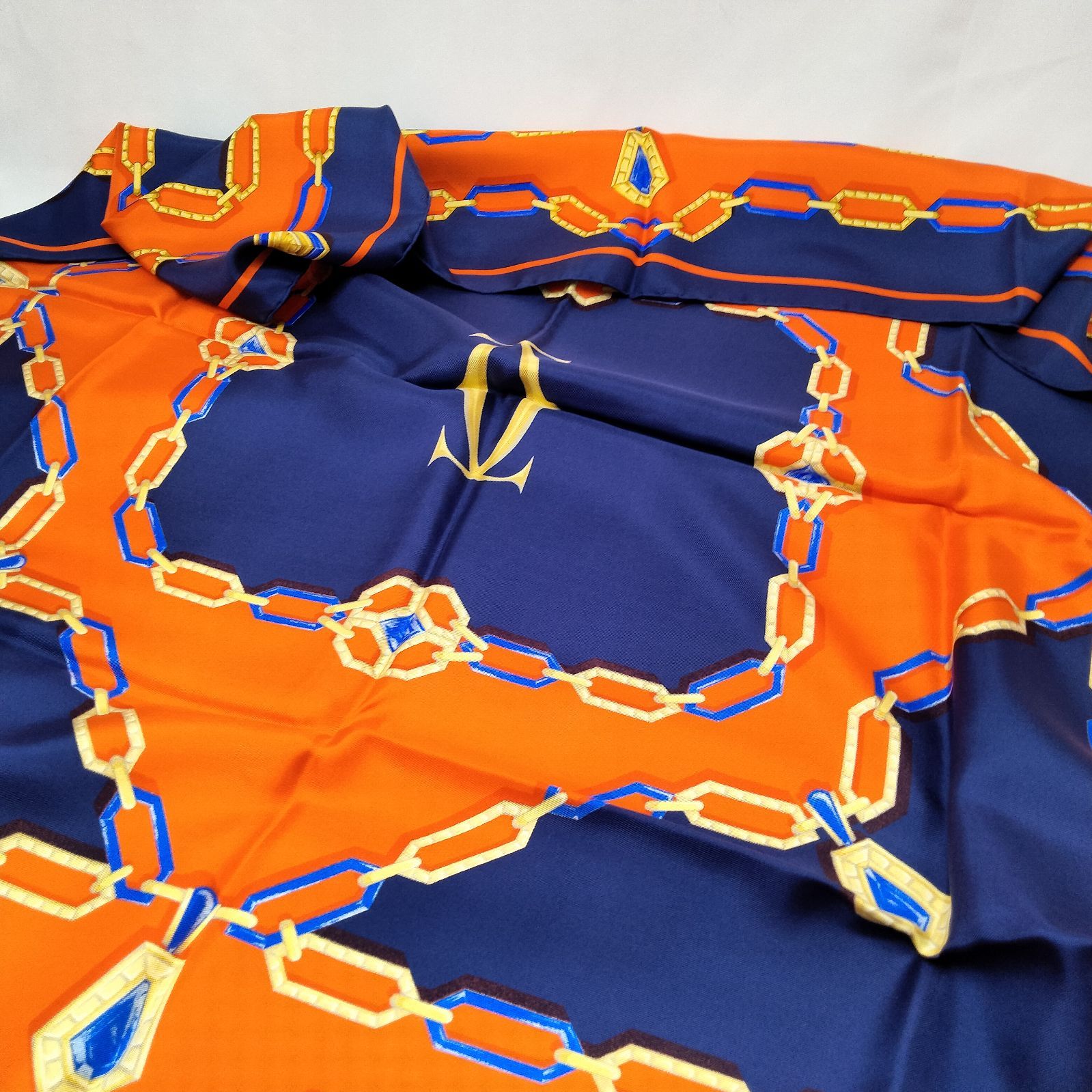 シルクスカーフ