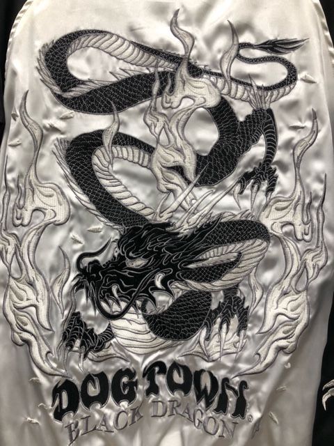 ◇◇◇S287 DOG TOWN 黒龍 BLACK DRAGON 龍 刺繍 スカジャン LARGE