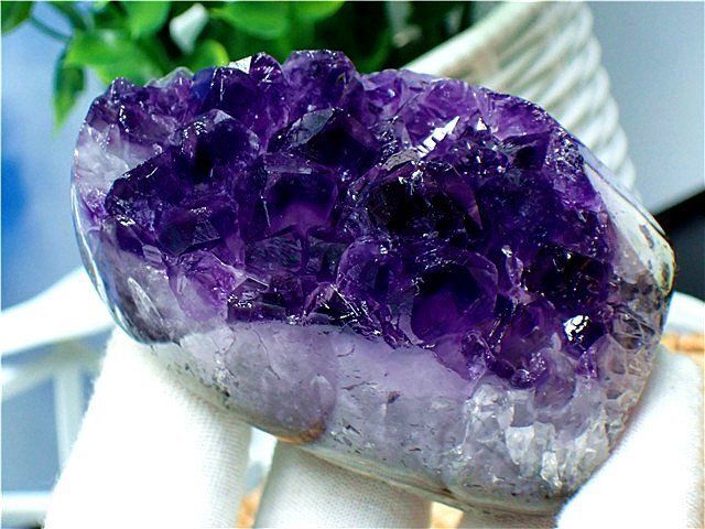AAA級◇天然ウルグアイ産アメジスト原石YT2G3/100G67B - メルカリ