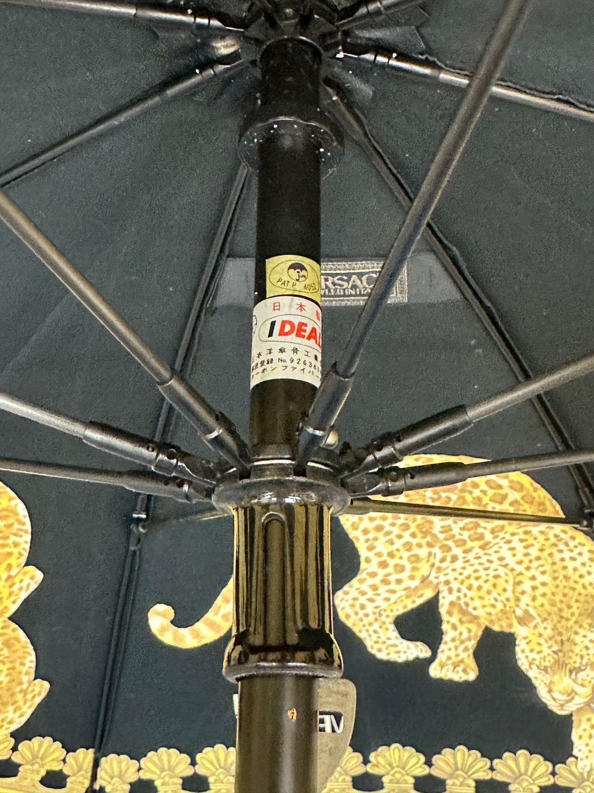 D8-z】Gianni VERSACE 傘 レオパード ブラック 金色 ジャンニ