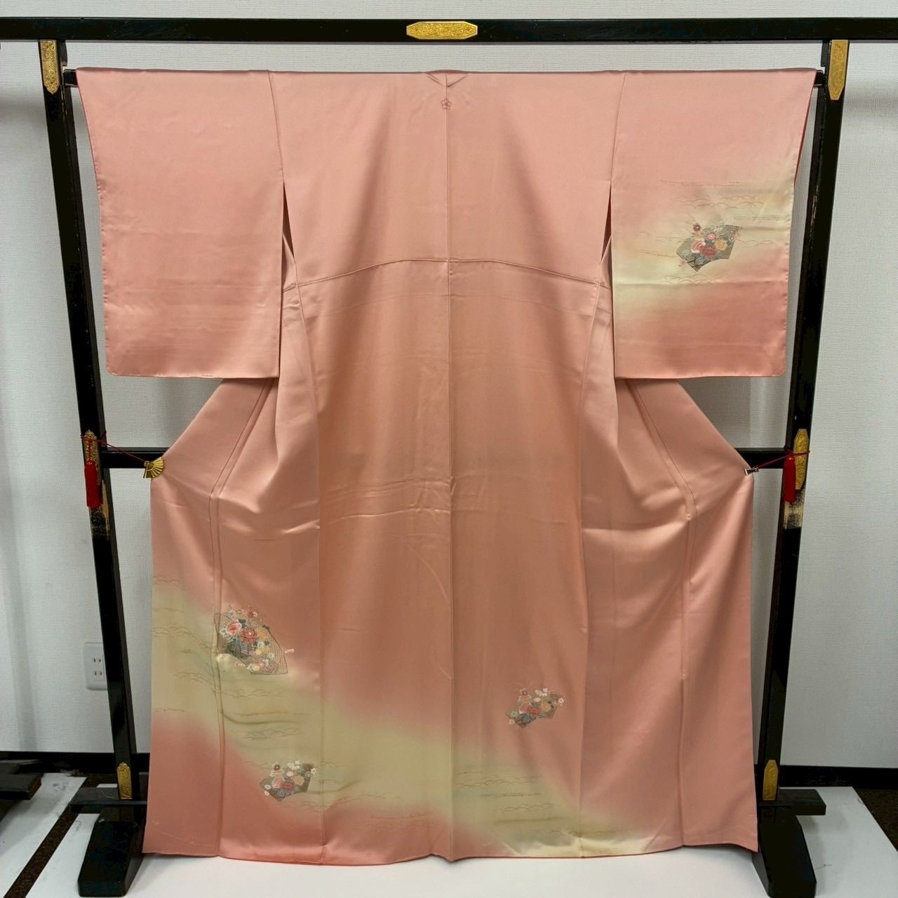 付下げ 汕頭刺繍 金彩 裄66 一つ紋 訪問着 正絹 着物 MK-1803 - メルカリ