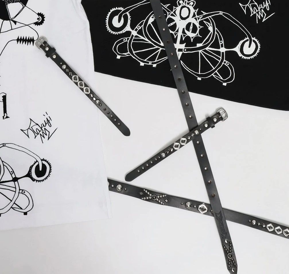 TRADING MUSEUM COMME des GARCONS WOLF'S HEAD スタッズリストバンド