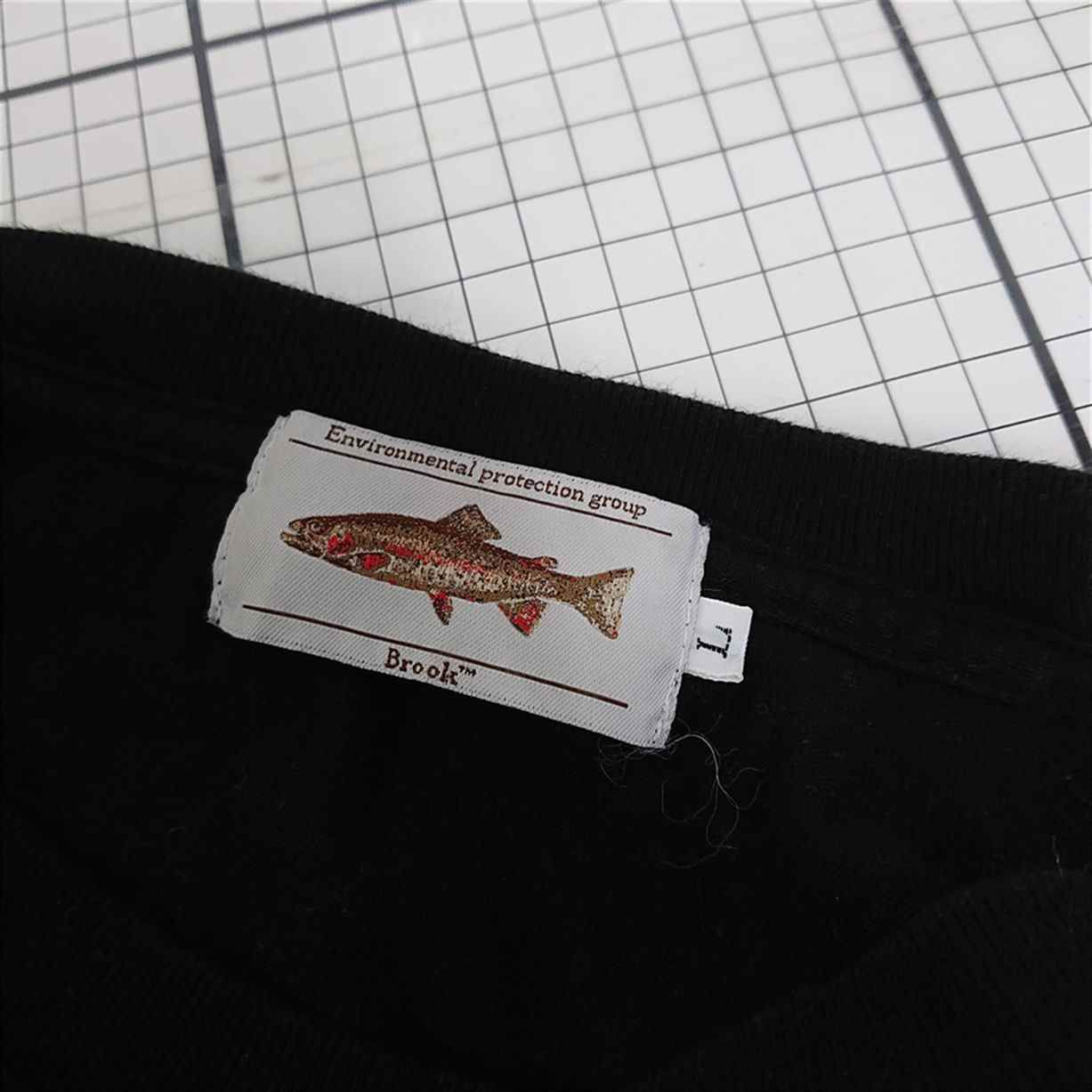 ◇ ⊂ ブルック Brook 魚プリントTシャツ ブラック系 メンズ Lサイズ E