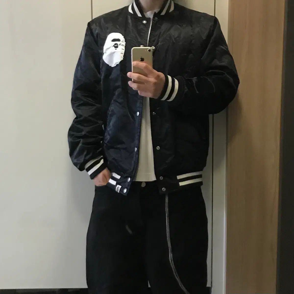 A BATHING APE スタジャン　リバーシブル A BATHING APE 22ss リバーシブル スタジャン ジャケット bape - メルカリ