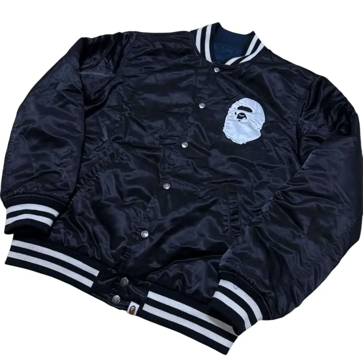 A BATHING APE スタジャン　リバーシブル A BATHING APE 22ss リバーシブル スタジャン ジャケット bape - メルカリ