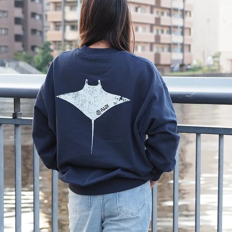 PADI×Pure Waste スエット トレーナー マンタ ネイビー ユニセックス