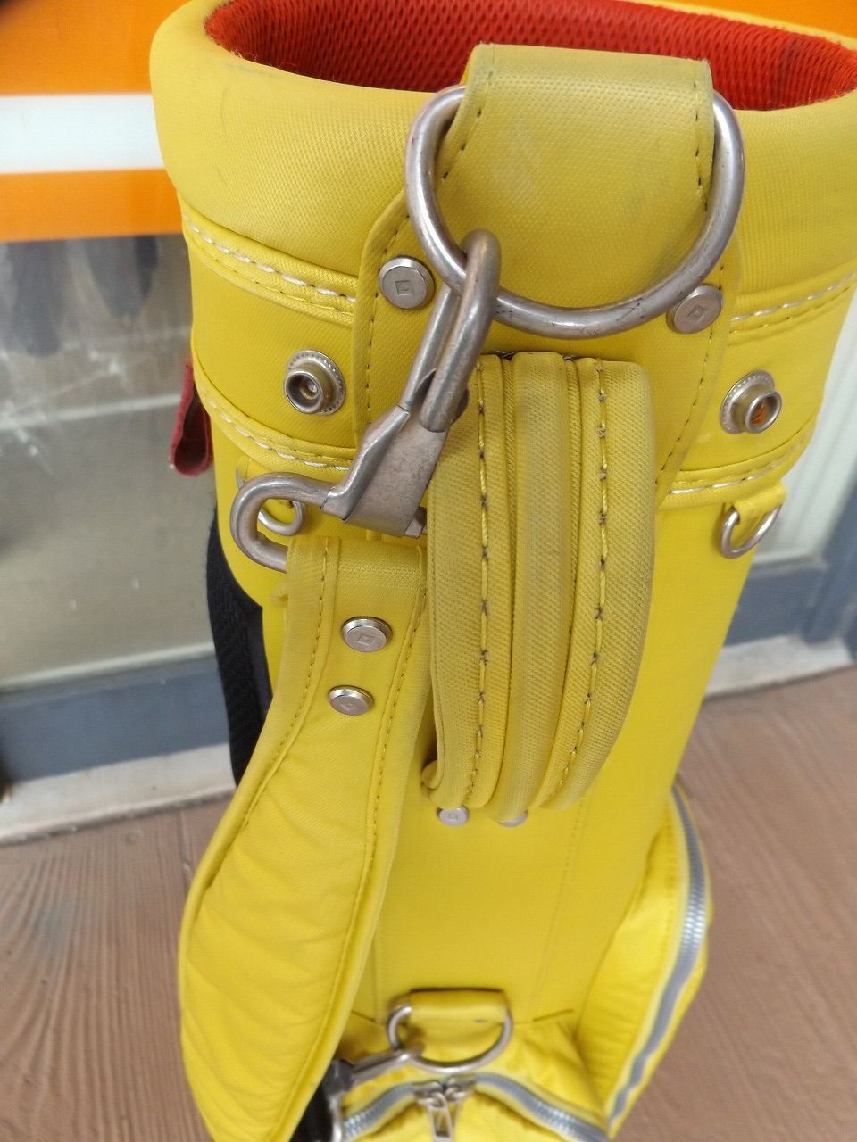 ONOFF キャディバッグ 軽量 7型 イエロー グローブライド オノフ