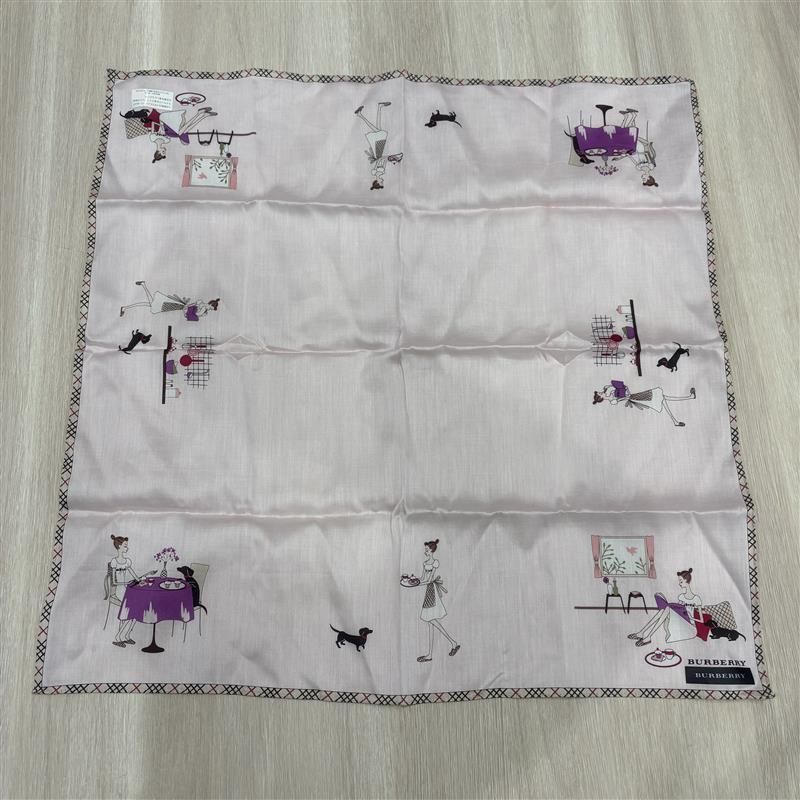 BURBERRY バーバリー ハンカチ【K124】 - メルカリ
