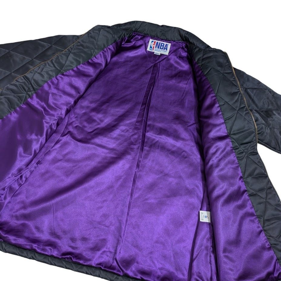 入手困難 90s NBA レイカーズ ナイロン 中綿 ジャケット キルティング 22 90s NBA LAKERS レイカーズ キルティングジャケット 古着 ナイロン