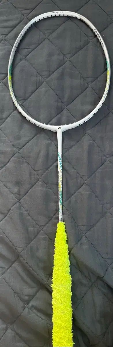 YONEX ナノフ 555 バドミントン ラケット 4 u