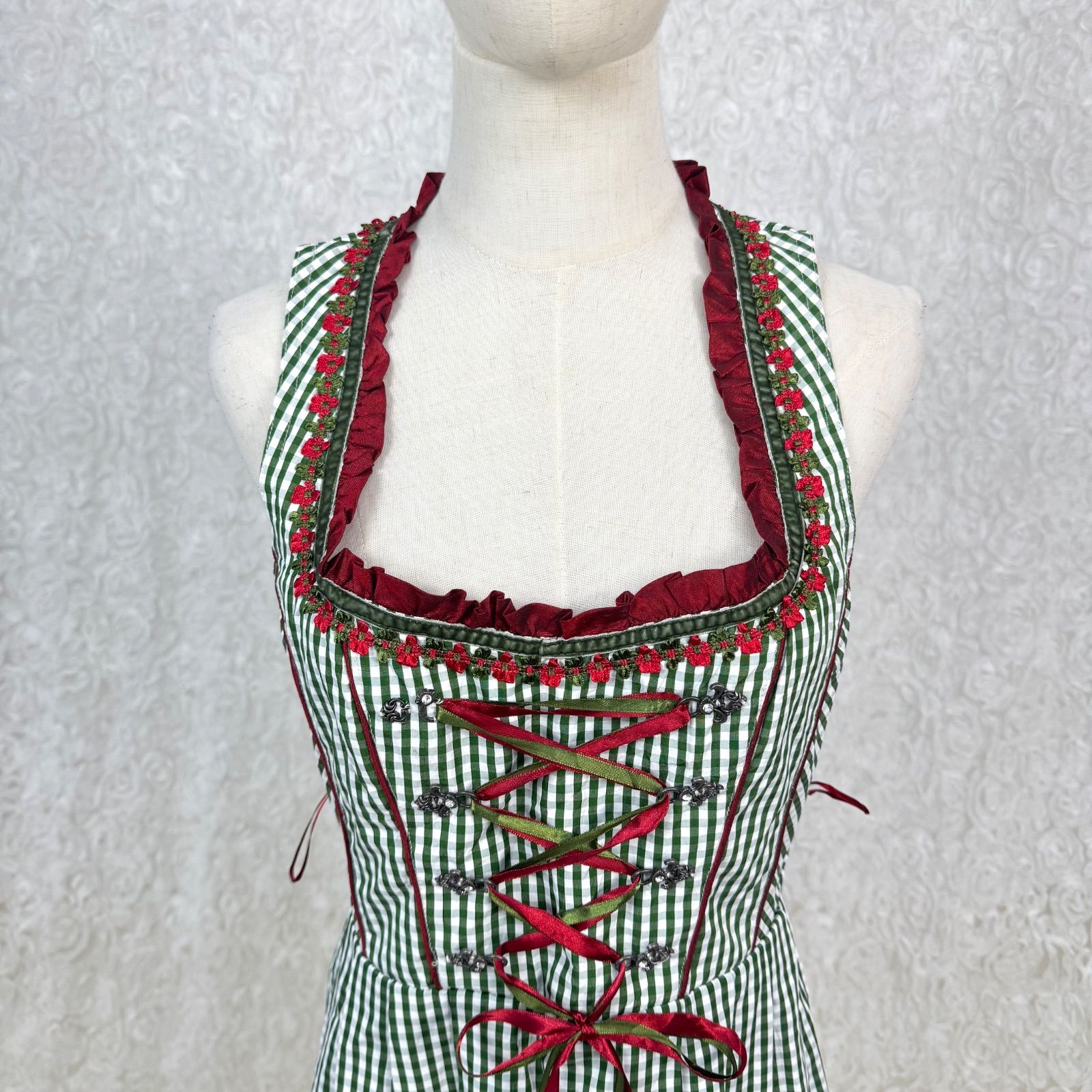 民族衣装 ディアンドル チロリアンテイスト Brandl TRACHT レース