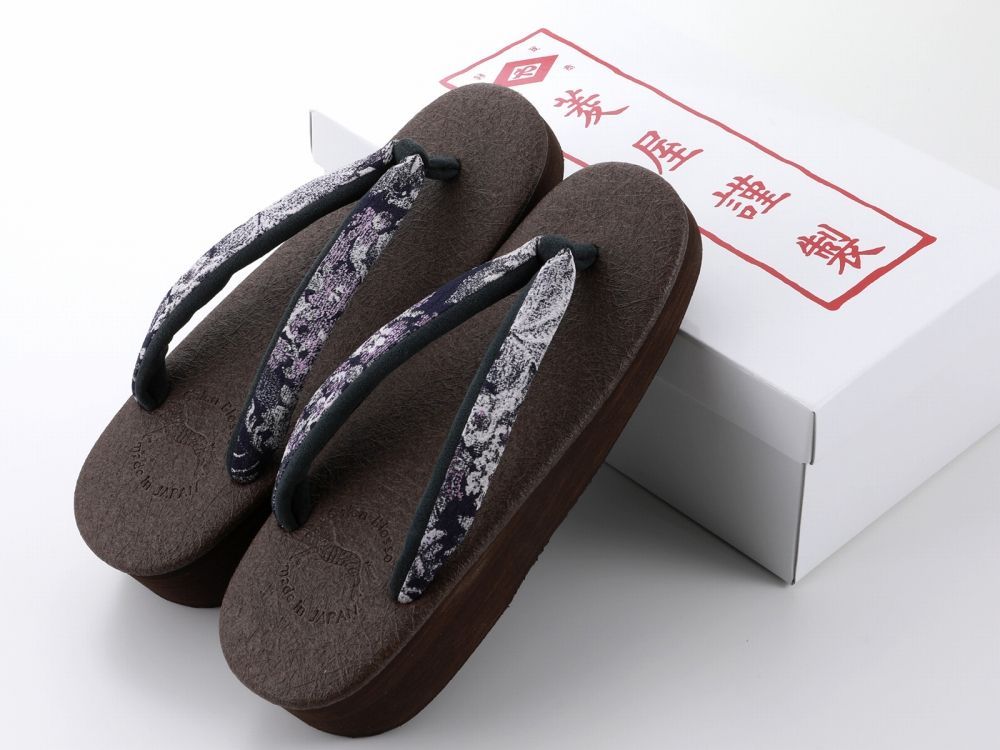 菱屋謹製 カレンブロッソ うまくいく紋 ソフト鼻緒 おしゃれ カフェ草履 Lサイズ ブラウン系 hiy-81-349