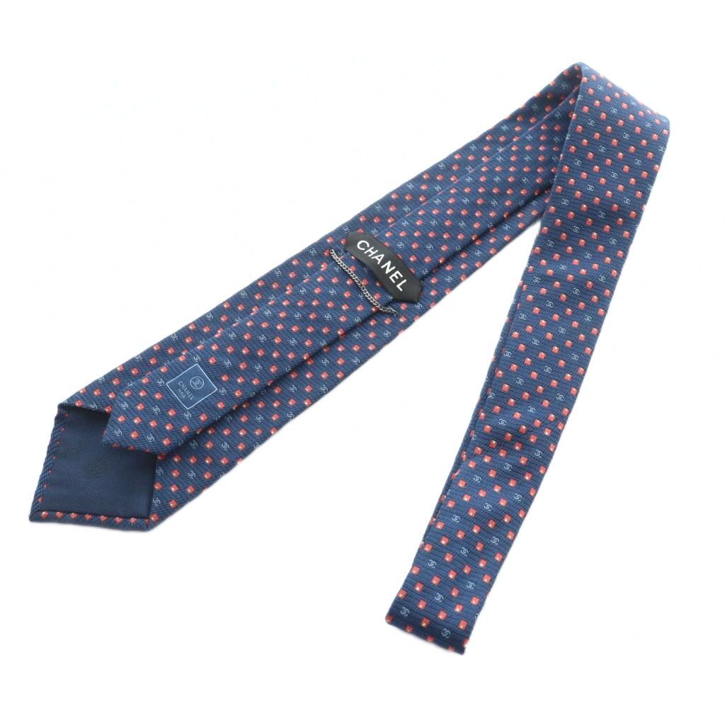 シャネル CHANEL ネクタイ レギュラータイ ロゴ 総柄 絹 シルク 紺