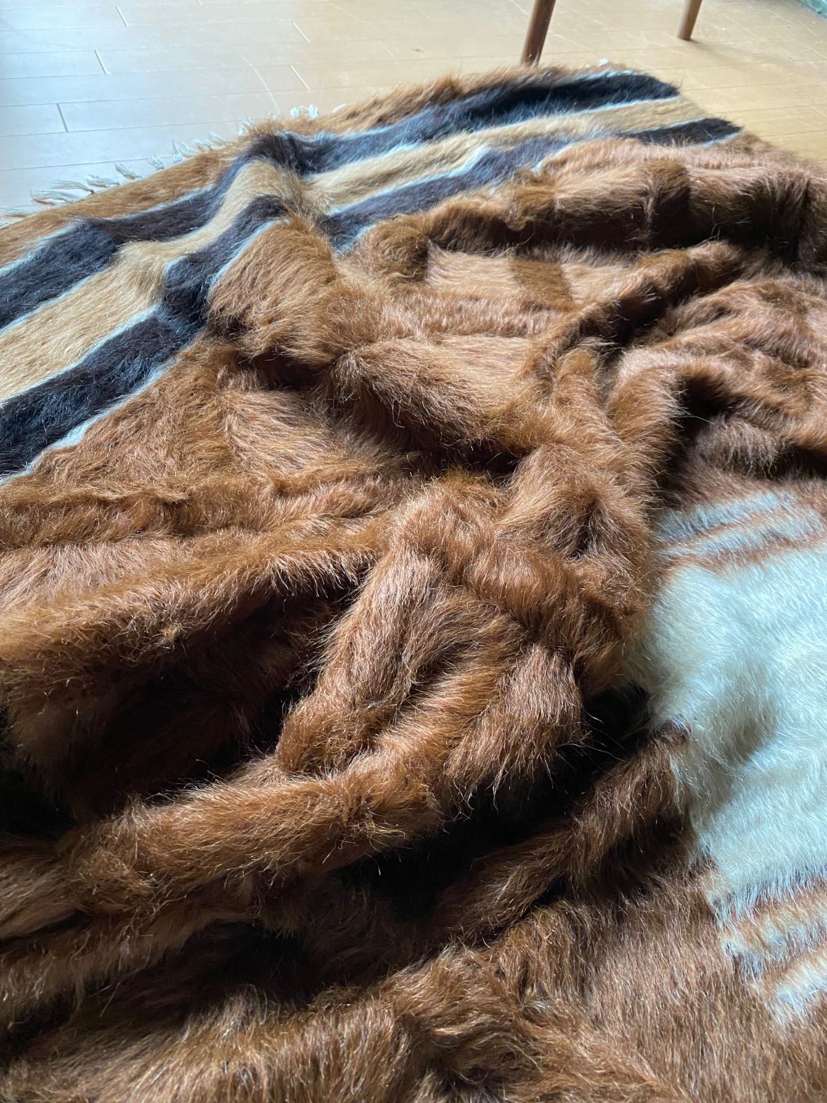 最高級のヴィンテージのシイルトバッタニイェなら当店で！現地直輸入