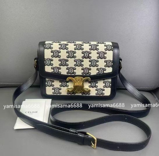 CELINE ロゴパターン ショルダーバッグ CELINE ショルダーバッグ ロゴパターン - メルカリ