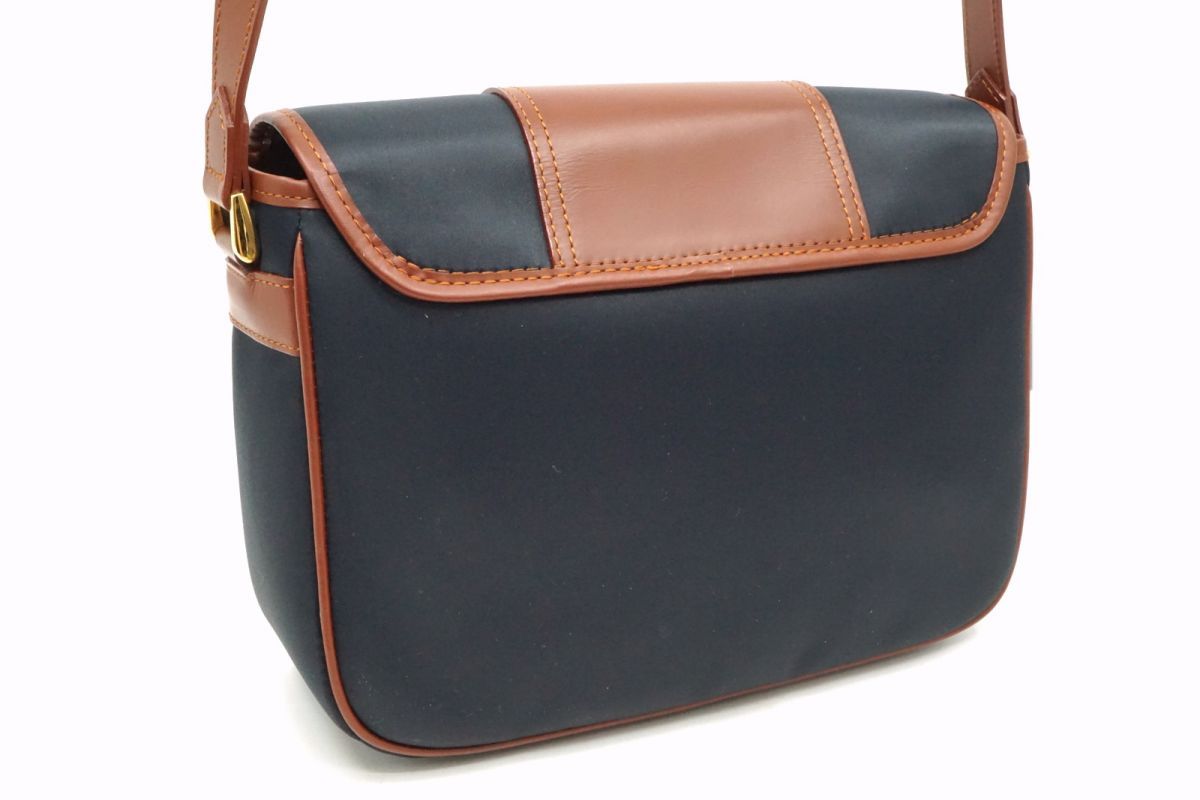 イヴ サンローラン ヴィンテージ ショルダーバッグ クロスボディ Yロゴ