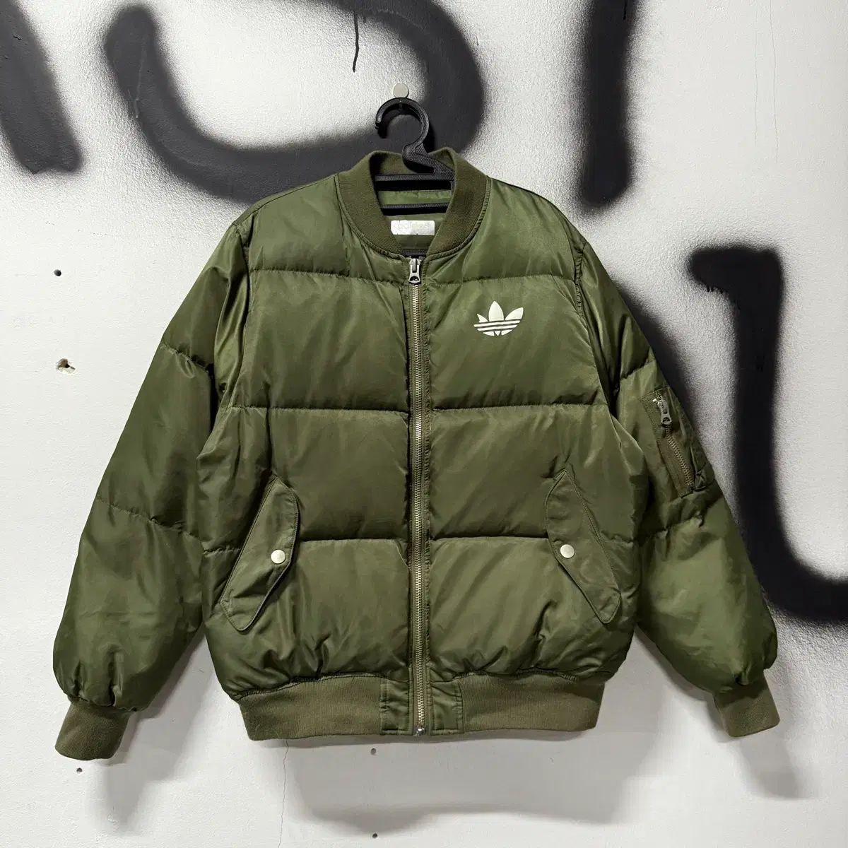 アディダス ファイヤーバード オールドスクール BIG プリンティング MA