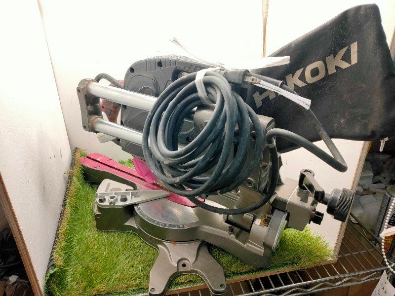 HiKOKI 旧日立工機 卓上スライド丸のこ 刃径190 mm レーザーマーカ機能 チップソー付 C 7 RSHC