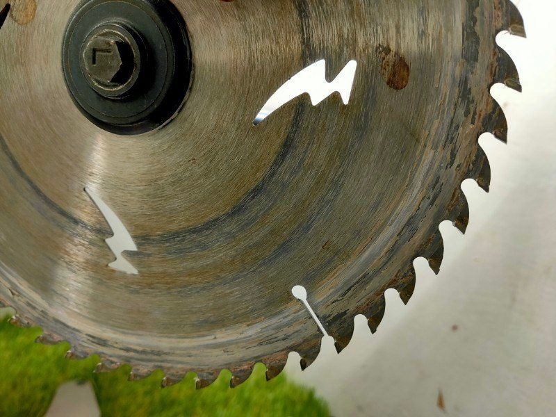 卓上スライド丸のこ