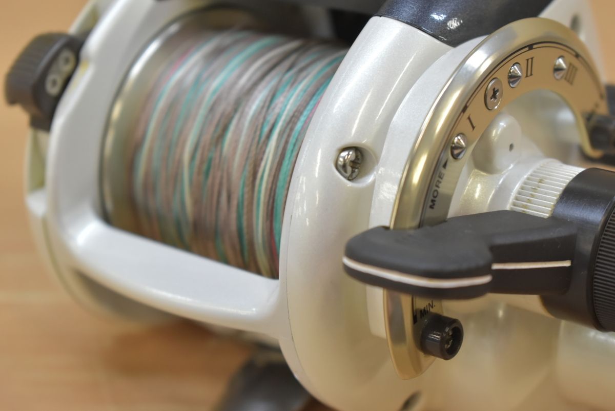 シマノ デジタナ SLS レバードラグ 2スピード 4000XT 右 SHIMANO