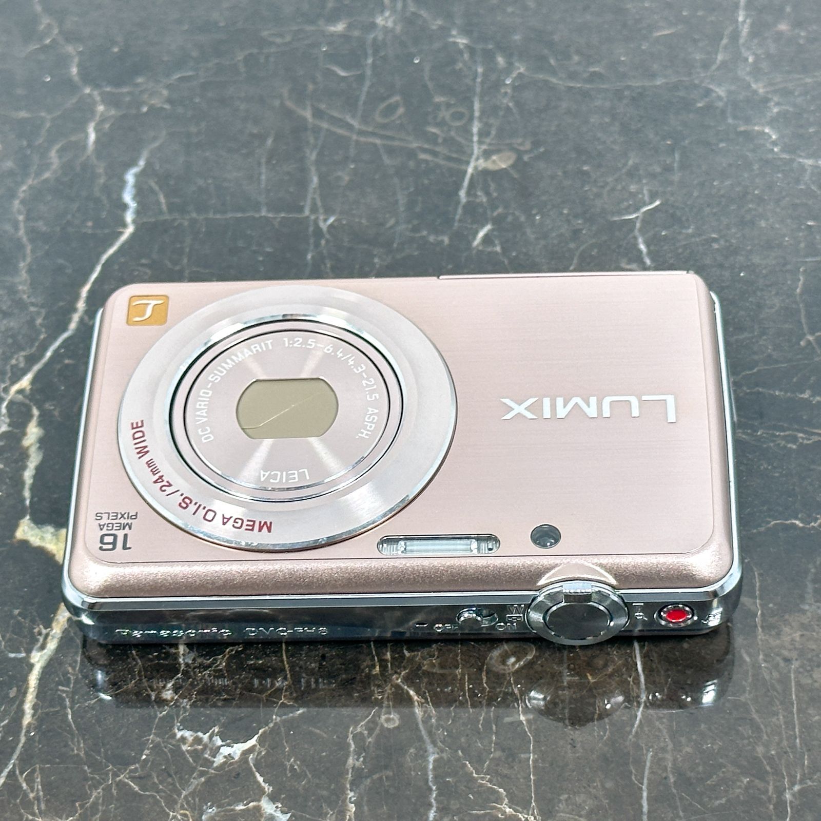 【極美品】Panasonic LUMIX DMC-FH8 デジカメ ピンク 極美品】Panasonic LUMIX DMC-FH8 デジカメ ピンク Panasonic LUMIX