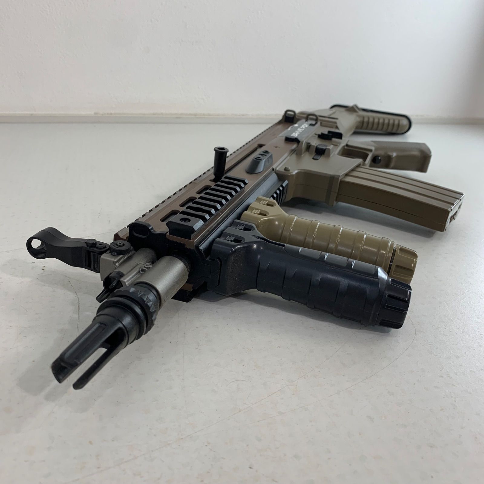 ケース付き】東京マルイ 電動ガン2丁セット スカーL CQC BOYs 電動ガン