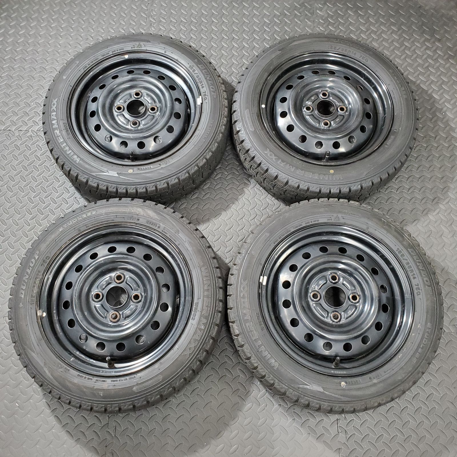 20年製 155 65 R 14 ダンロップ ウィンターマックスWM 02 スズキ アルト ワゴンR スペーシア スタッドレスタイヤ 1274